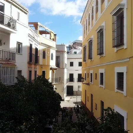 Apartamento Turísticos La Encarnación *